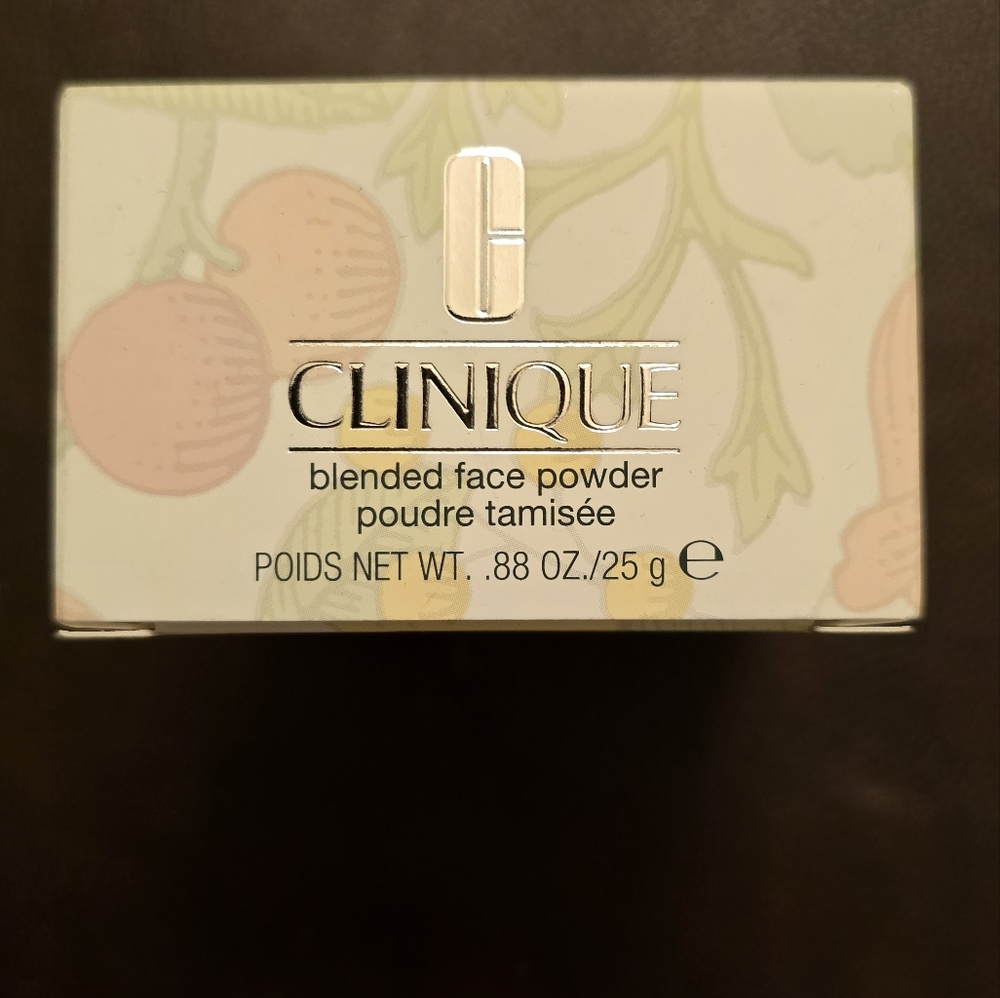Clinique Blended Face Powder - Cream